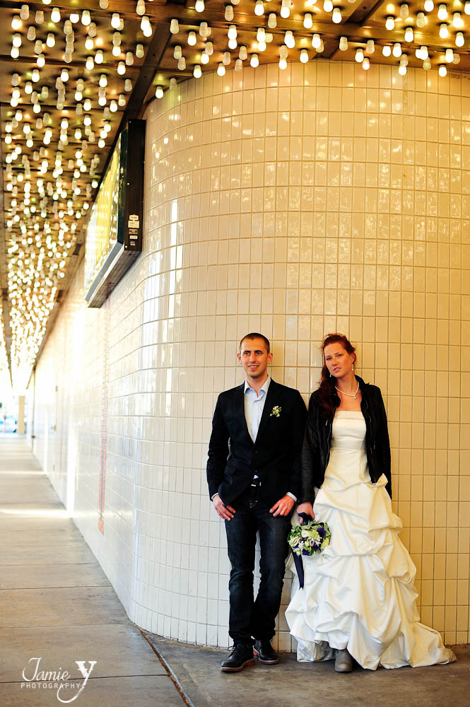 cool wedding photography downtown las vegas freemont street old hotels