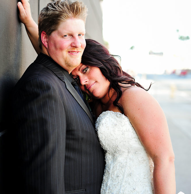 Downtown Las Vegas Wedding Photos|Preview|Lori & Todd|Professional Wedding Photographer in Las Vegas