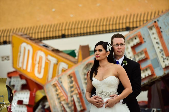 neon-museum-wedding-41