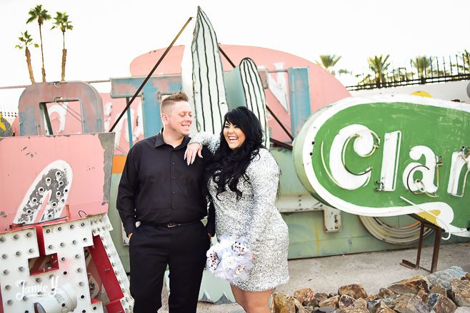 neon-museum-wedding-6