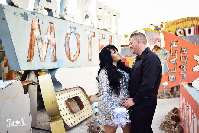 neon-museum-wedding-7