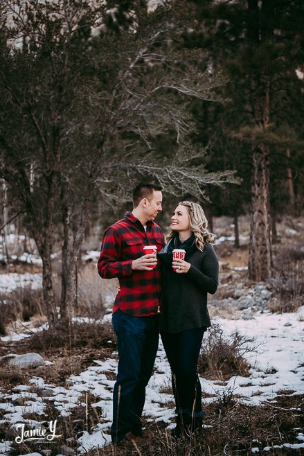 winter-engagement-photos-2