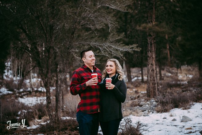 winter-engagement-photos-3