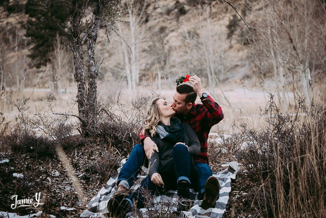 winter-engagement-photos-6