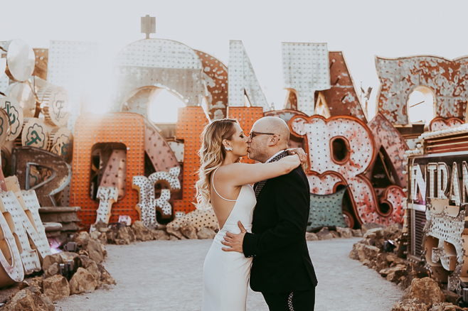 Full Wedding At Neon Museum | Leah & Scott