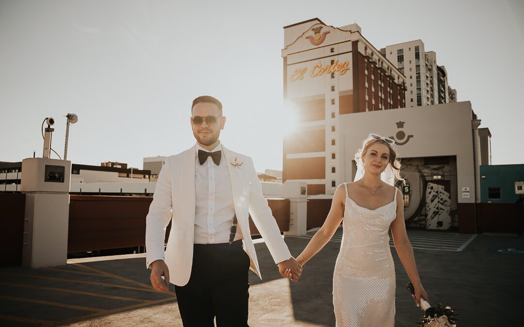 Little White Chapel Elvis Elopement with Downtown Las Vegas Photos | Cath & Tom